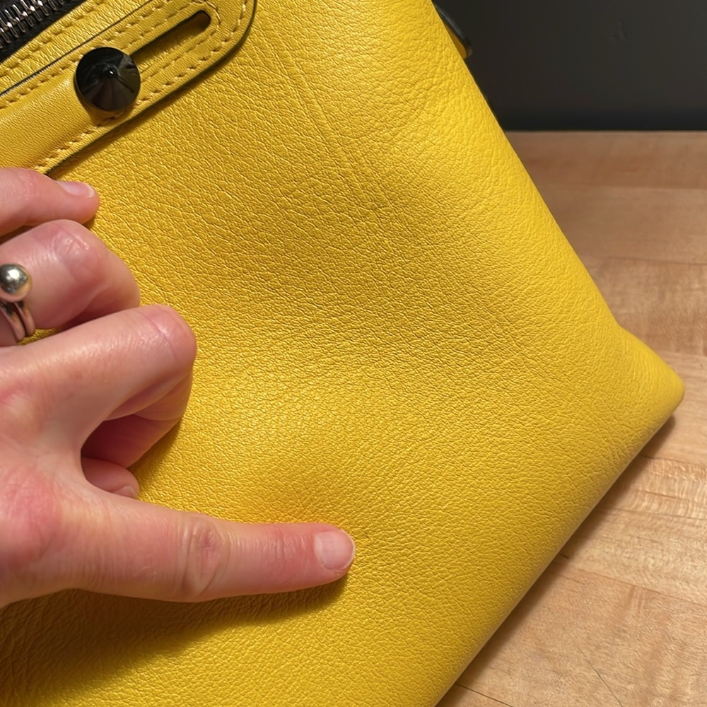 🛑SOLD🛑Fendi By The Way Yellow Black Croc Tail Bag! Monster Vibes!🖤💛🖤 - Picture 14 of 16